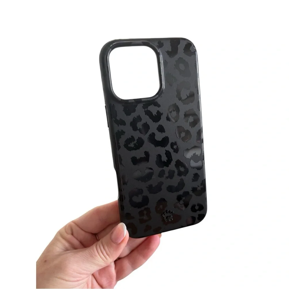 Velvet Caviar Leopard Case with Magsafe for Apple iPhone 16 - Black - NWT